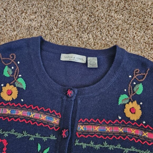 Vintage Grandma Beaded Embroidery Shirt Victoria Jones Christmas Sweater - Picture 2 of 6